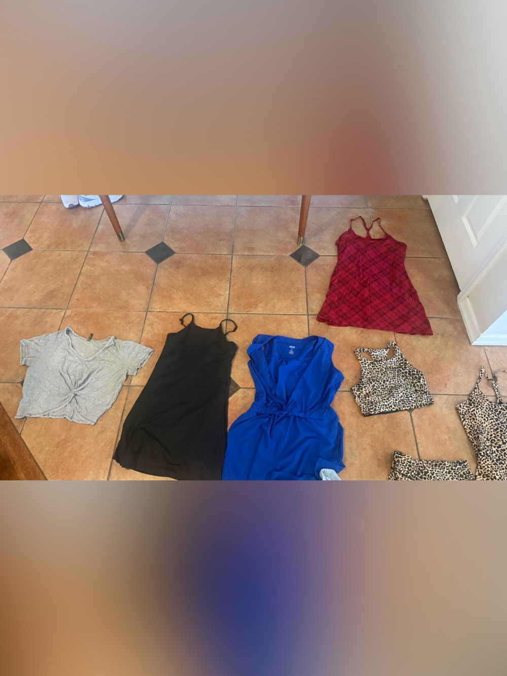 Outdoor Voices Mixed Color Activewear Set Lot - Blue, Pink, Coral, Cream - Picture 4 of 6